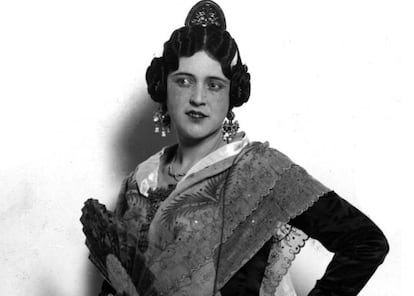 Pepita Samper, señorita España 1929 y primera Fallera Mayor. Tuvo 190 'matches' en tres días.