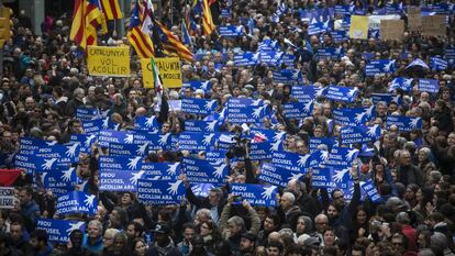 Una manifestació a Barcelona a favor d'acollir refugiats.