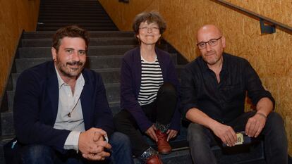 Jacobo García, Griselda Pastor y Plàcid García-Planas, finalistas del Premio de Periodismo 'Cirilo Rodríguez', en Segovia.