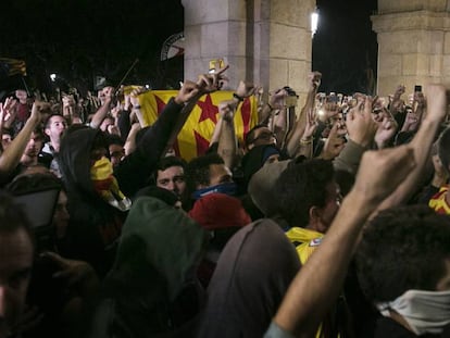 Protestas a las puertas del Parlament por el aniversario del 1-O.