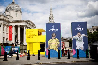 Decoraciones para anunciar la final de la Champions League, esta semana en Trafalgar Square (Londres)