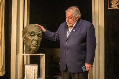 Alejandro Vaccaro, en su domicilio del barrio de La Recoleta.