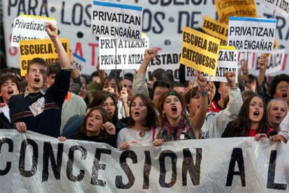 Manifestación convocada en Madrid por el Sindicato de Estudiantes contra el proyecto de la Ley Orgánica de Educación.