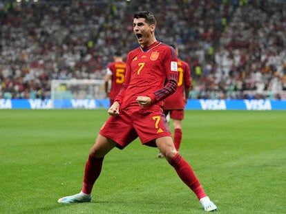 Spain's Alvaro Morata celebrates after scoring the opening goal during the World Cup group E soccer match between Spain and Germany, at the Al Bayt Stadium in Al Khor , Qatar, Sunday, Nov. 27, 2022. (AP Photo/Matthias Schrader)