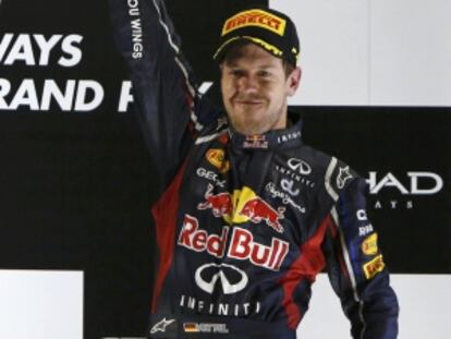 Vettel celebra su resultado en el GP de Abu Dabi.