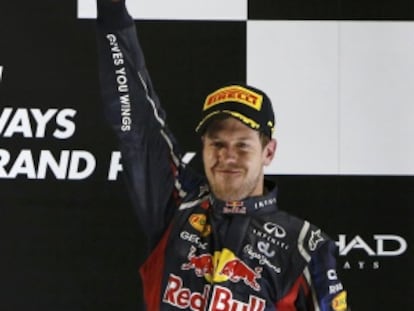 Vettel celebra su resultado en el GP de Abu Dabi.