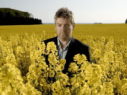 Henning Mankell ha decidido jubilar en <i>El hombre inquieto a</i> Wallander, a quien encarna Kenneth Branagh en una serie sobre el detective en la BBC.