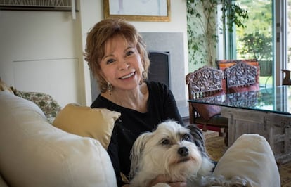 La escritora Isabel Allende.