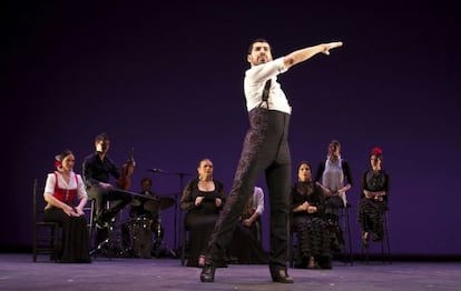 Flamenco dancer Carlos Rodr&iacute;guez performing &#039;Gala flamenca&#039; in London. 