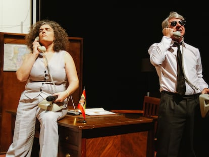 Esther F. Carrodeguas y Xurxo Cortázar, en una escena de 'Iribarne'.