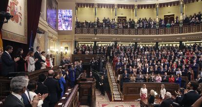 Felipe VI, la reina Letizia, la princesa Leonor y la infanta Sofia asisten, en febrero de 2020, a la apertura solemne de la XIV Legislatura en el hemiciclo.