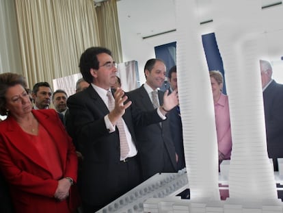 Calatrava, Barber&aacute; y Camps, en la presentaci&oacute;n del proyecto urban&iacute;stico. 