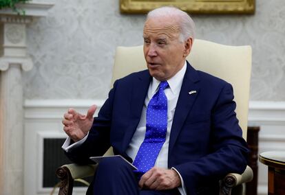 Joe Biden, este viernes en su despacho de la Casa Blanca, en Washington, durante su reunión con el canciller alemán, Olaf Scholz.