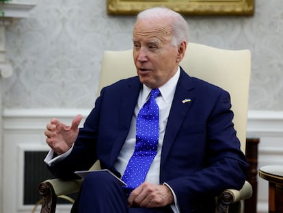 Joe Biden, este viernes en su despacho de la Casa Blanca, en Washington, durante su reunión con el canciller alemán, Olaf Scholz.