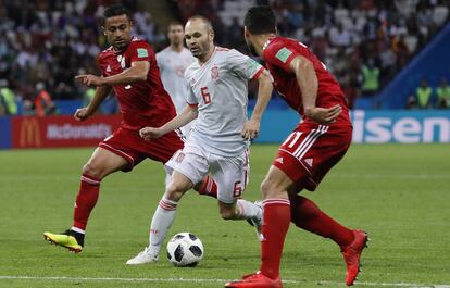 Iniesta, durante el partido contra Irn.