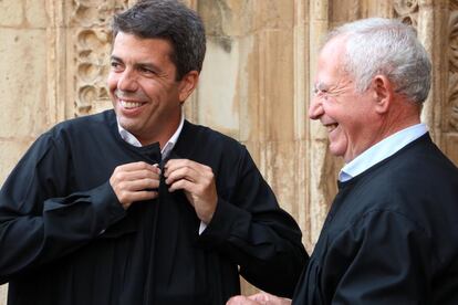 Carlos Mazón, en su visita al Tribunal de las Aguas.