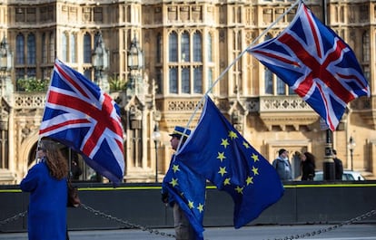 Protesta contra el Brexit en Londres el día del anuncio sobre el acuerdo de divorcio.