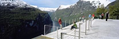 Un mirador a los espectaculares fiordos noruegos.