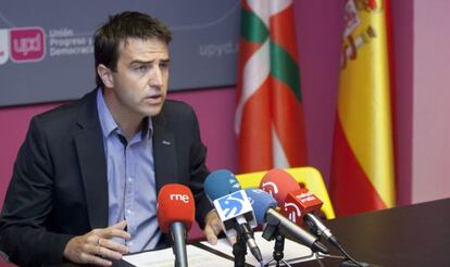 Gorka Maneiro, durante su encuentro con los medios informativos en Vitoria.