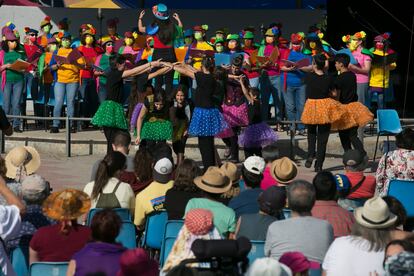 Una escena de la representación en el auditorio de la plaza Carlos Jiménez de Parga, en Vallecas.