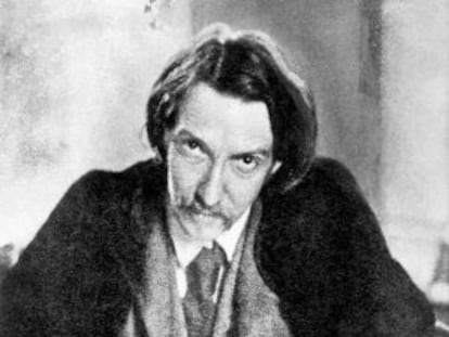 El escritor escocés Robert Louis Stevenson.