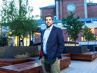 Marc Masip, psicólogo especializado en menores adictos a la tecnología, fotografiado en el CEU de Madrid.