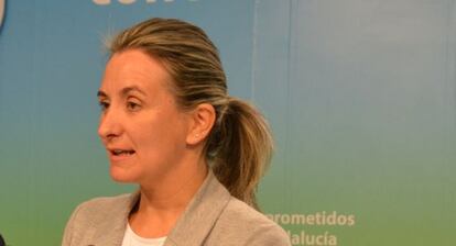 Carolina Fern&aacute;ndez, este lunes en la sede del PP andaluz.