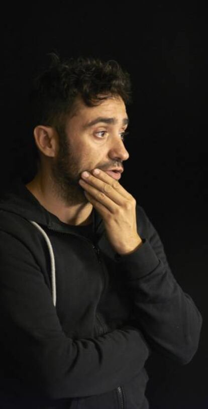 Juan Antonio Bayona, en el rodaje de 'Un monstruo viene a verme'.