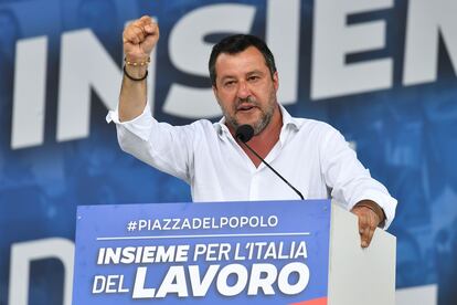 O líder da Liga, Matteo Salvini, durante um comício em 4 de julho em Roma. TIZIANA FABI