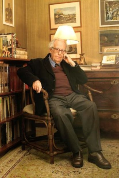 Cristóbal Serra, en su casa de Palma de Mallorca en 2002.