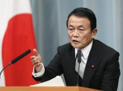 El ministro de Finanzas japonés, Taro Aso, durante una una rueda de prensa. EFE/Archivo