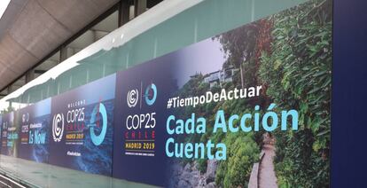 Carteles de la COP25.