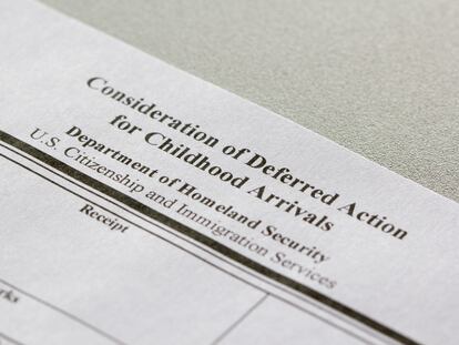 Un formulario impreso para la consideración de la Acción Diferida para los Llegados en la Infancia (DACA).