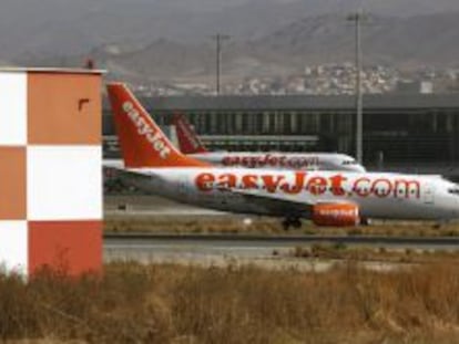 Aviones de Easyjet en el aeropuerto de M&aacute;laga.