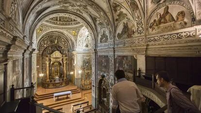 Interior de la Iglesia de San Pedro de Alcántara de Sevilla.