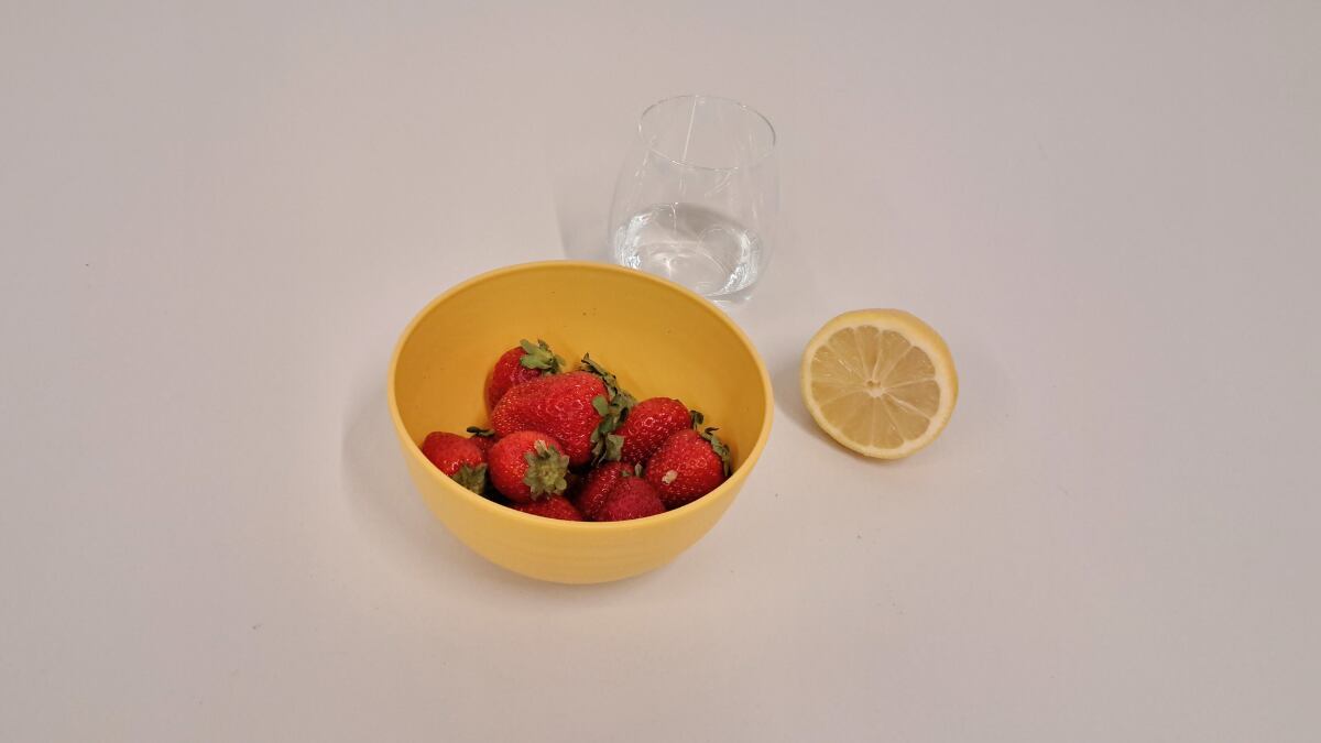 Ingredientes para el granizado de fresas.