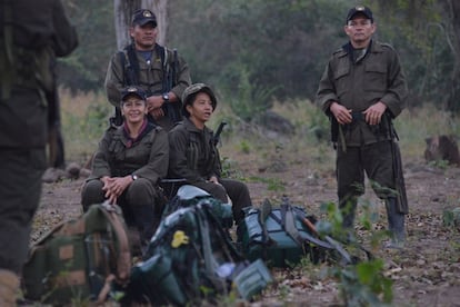 Un grupo de guerrilleros a su llegada a la zona veredal de Pondores, en La Guajira, al norte de Colombia.