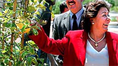 La alcaldesa de Valencia, Rita Barberá, el pasado jueves en la inauguración del Jardín de las Hespérides de Valencia.