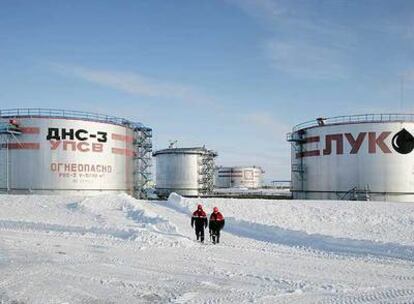 Instalaciones de Lukoil en Vatiegan (Siberia).