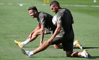 Saúl (i) y Koke, en un entrenamiento del Atlético esta pretemporada.