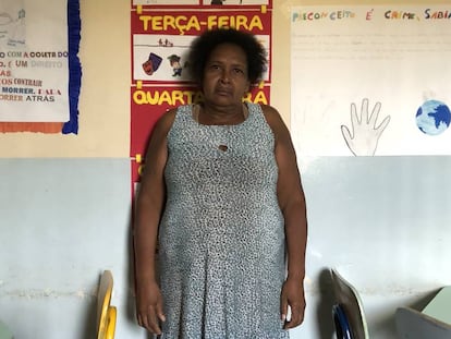 Maria Siilva Nunes, no refeitório de uma escola de Heliópolis