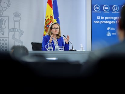 Nadia Calviño, vicepresidenta de Asuntos Económicos, el 12 de marzo en la rueda de prensa posterior al Consejo de Ministros en el que se aprobó el plan de ayudas a empresas.