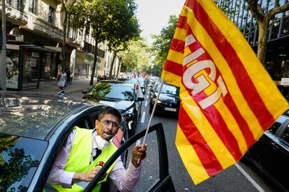 Manifestación convocada por el Sindicato Libre del Transporte, mayoritario en el sector del VTC en Cataluña.