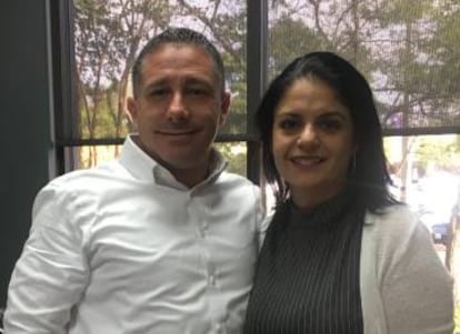 Iván y Natalia Arjona, especialistas inmobiliarios de Woodlands, Texas.