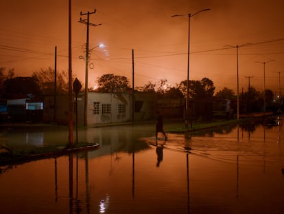 Una fotografía promocional de 'Temporada de Huracanes'(dir. Elisa Miller, 2023).