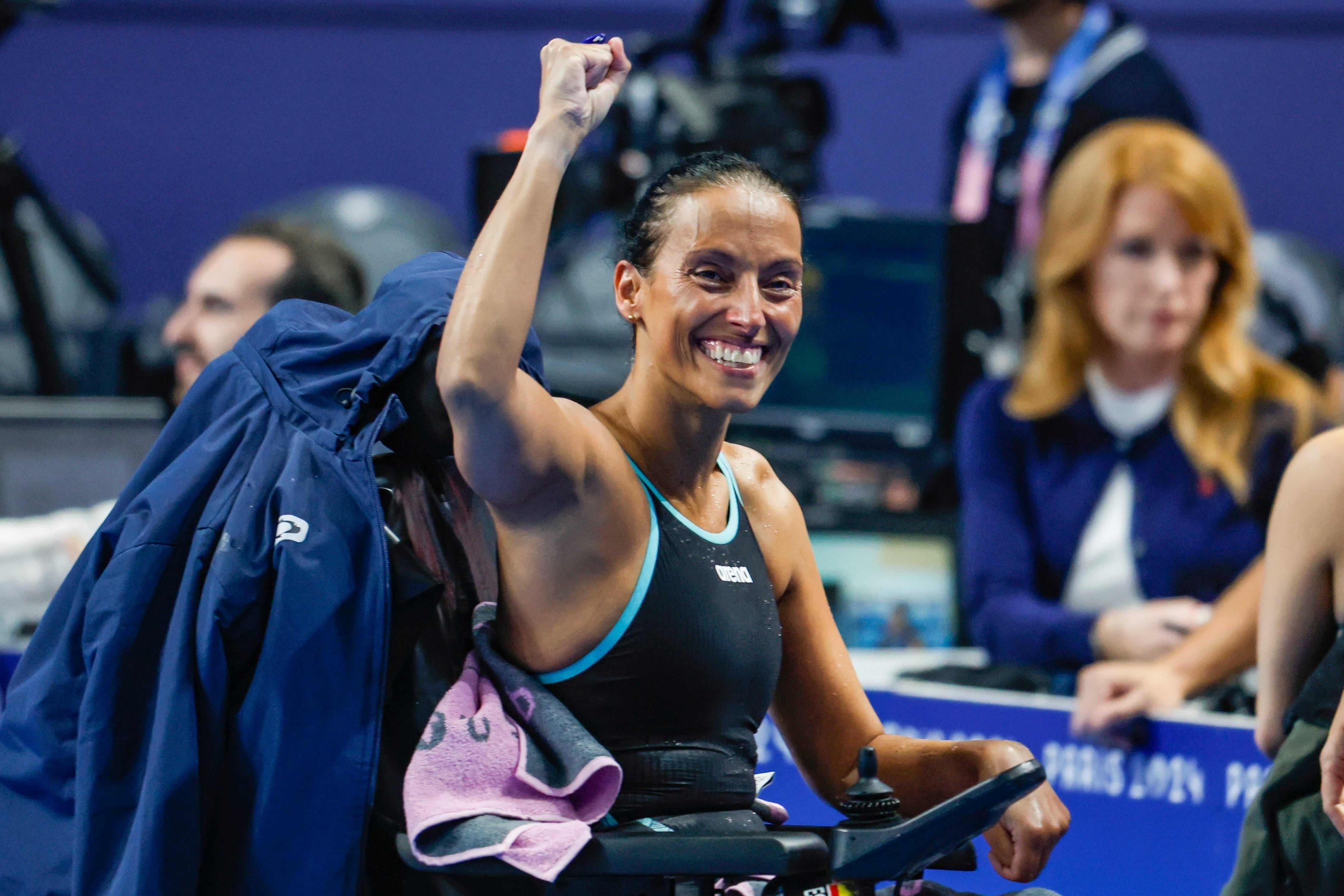 Teresa Perales iguala a Phelps con 28 medallas y hace historia en París 