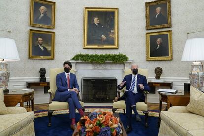 El presidente Joe Biden también se reunió con el primer ministro canadiense Justin Trudeau en la Oficina Oval de la Casa Blanca en Washington.