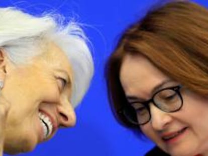 La presidenta del BCE, Christine Lagarde, y su homóloga en el Banco Central de Rusia, Elvira Nabiullina.