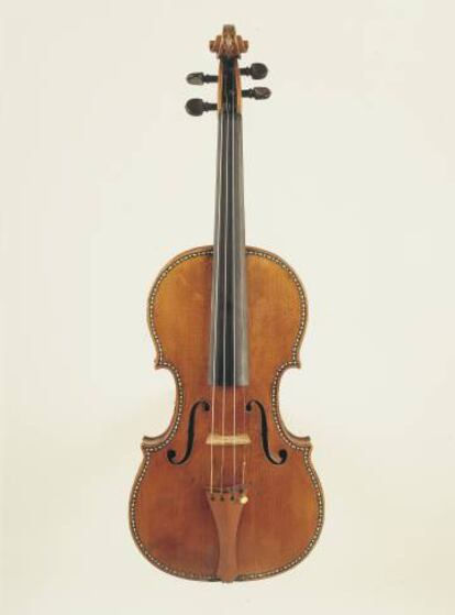 Uno de los violines que forma parte de los Stradivarius Palatinos en el Palacio Real.