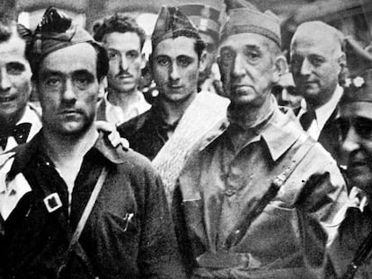 Juan García Oliver (izquierda), en Barcelona en 1936.